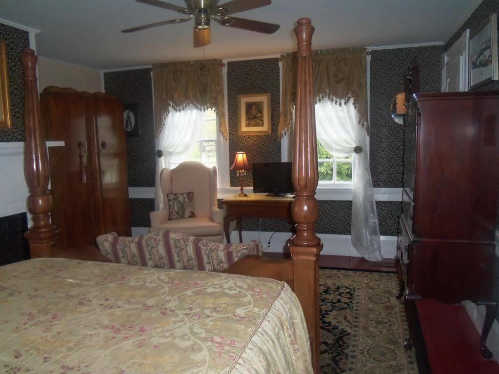 Holiday Guest House Bed & Breakfast Wells Esterno foto