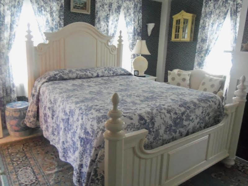 Holiday Guest House Bed & Breakfast Wells Esterno foto